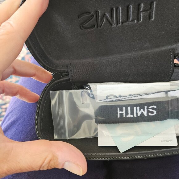 Smith Venture Sunglasses with ChromaPop lenses - Picture 3 of 8